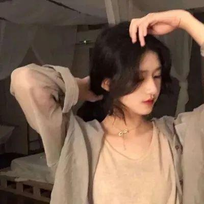 鸣鸟不飞：乌云密布